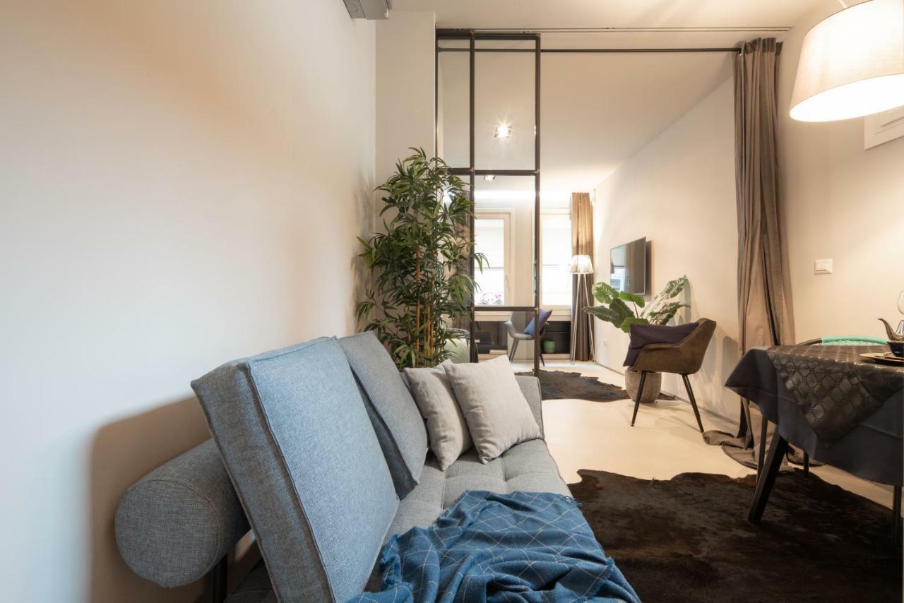 パドヴァOfficine Cavour Piazza Cavourアパートメント エクステリア 写真